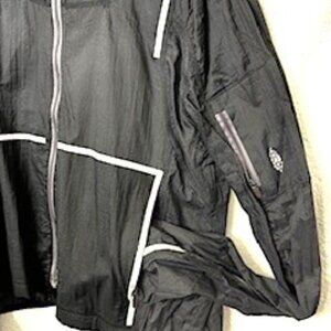 Free People Movement Great Escape Run windbreaker NWOT Size M